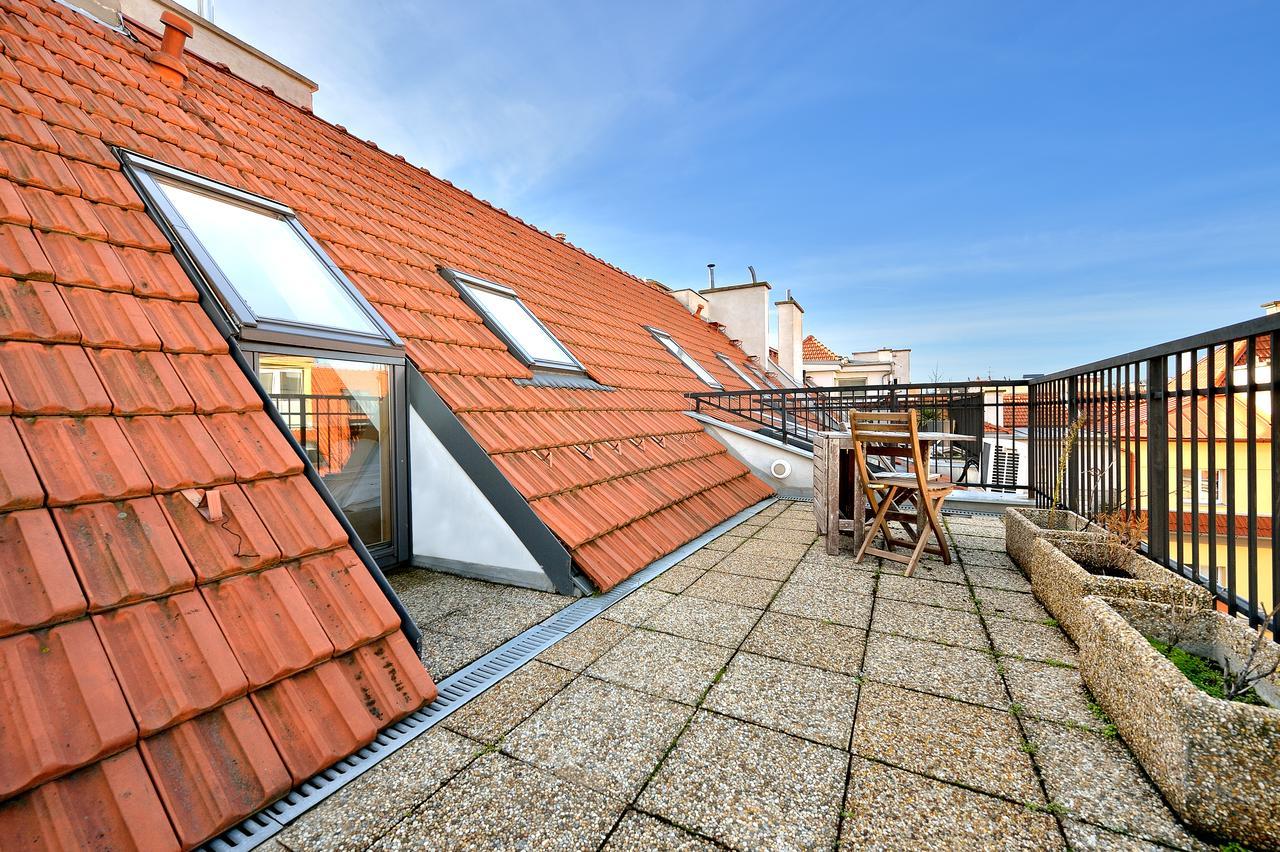 Twin City Rooftop By Ambiente Братислава Экстерьер фото